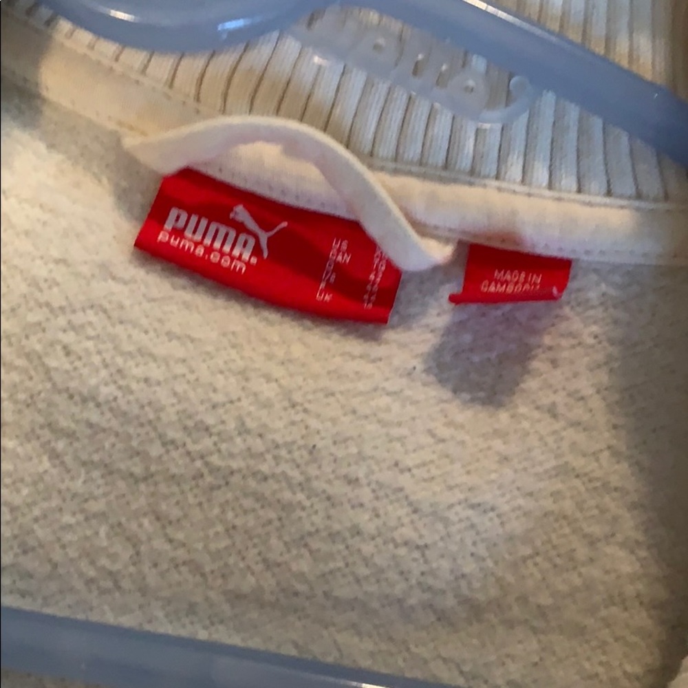 Puma Sweatshirt - Picture 3 of 4